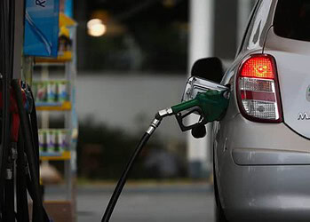 Preço da gasolina volta a subir e passa de R$ 4,70 nos postos da Capital