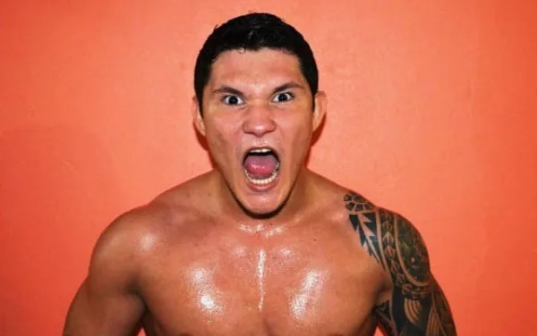 Lutador de MMA volta a ser preso por ameaçar atual mulher em Rio Branco