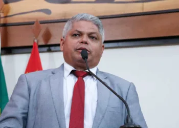 CCJ da Aleac aprova matéria que regulamenta servidores do Pró-Saúde e evita demissões