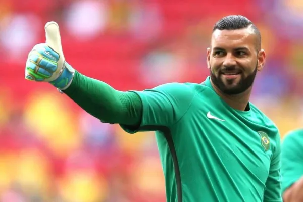 Goleiro acreano Weverton é convocado para a seleção brasileira para duelo contra a Argentina