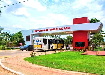 Professores da Ufac aderem à paralisação nacional no dia 5
