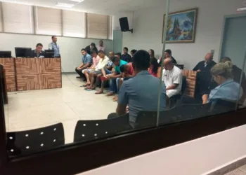 Mãe suspeita de mandar matar namorado da filha é julgada em Rio Branco