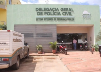 Mulher é morta pelo marido com tiro na cabeça
