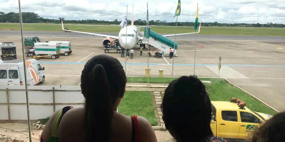 Em Cruzeiro do Sul, MPAC e Associação discutem transporte aéreo na região Norte