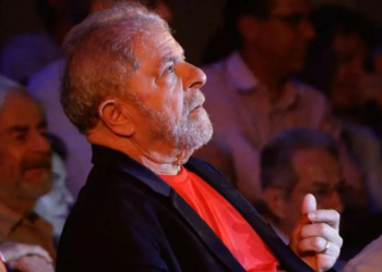 Lula pode ser candidato mesmo condenado; eventual posse depende de recursos
