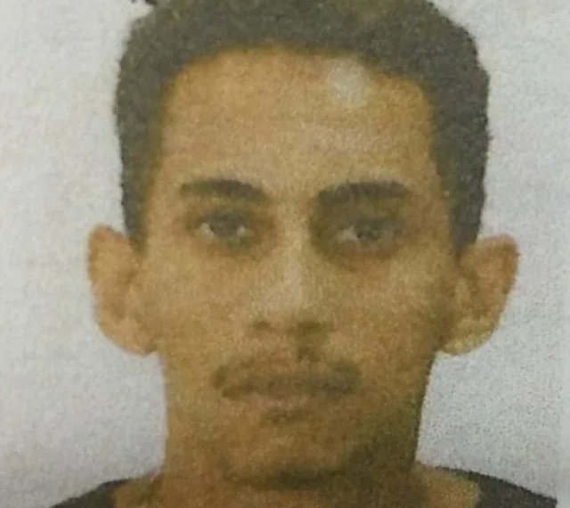 Preso do semiaberto é morto a tiros em frente de casa