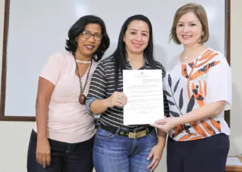 Elzinha Mendonça poderá disputar as eleições