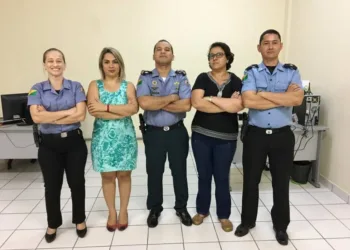 Colégios militares terão modelo disciplinar, corte de cabelo e uniformes padronizados
