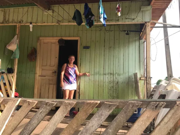 Rio Acre passa dos 12 metros e boxes já são instalados no Parque de Exposição 7 Rio Acre passa dos 12 metros e boxes já são instalados no Parque de Exposição