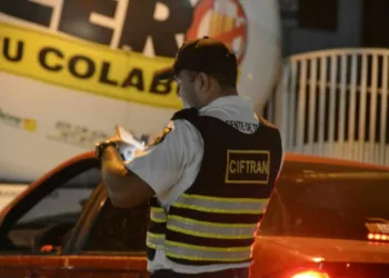Detran/AC notifica quase 500 condutores por infração de trânsito