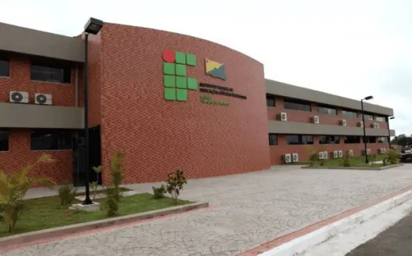 Ifac irá ofertar 520 vagas para cursos superiores em 2018