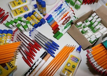 Doações da campanha “Com material, a escola é mais legal” devem ser entregues até 23 de fevereiro