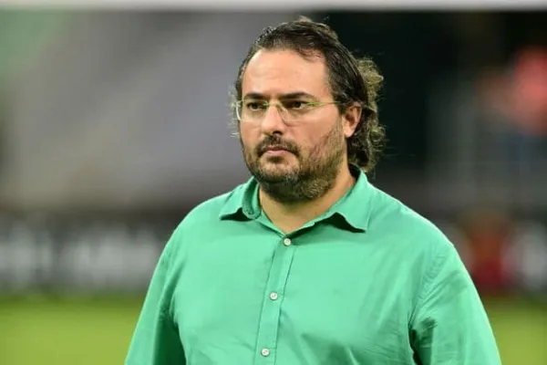 Diretor do Palmeiras descarta Geromel e diz que não está negociando com Goulart