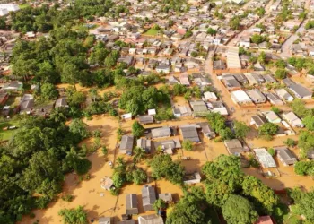 Eletrobras/AC dá orientações sobre período chuvoso