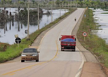 Rio Madeira segue subindo, mas ainda não afeta a trafegabilidade da BR-364