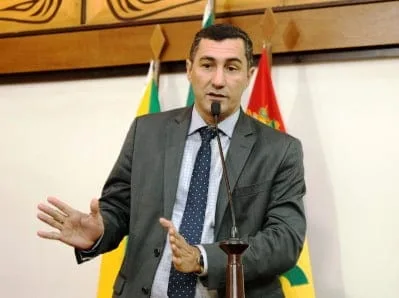 Deputado Jesus Sérgio destaca projetos para o ano legislativo de 2018 e sua pré-candidatura à Câmara Federal