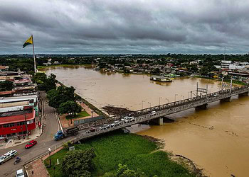 Famílias que estavam no Parque de Exposição devem ir para casa, mas estrutura permanecerá caso o Rio Acre volte a subir