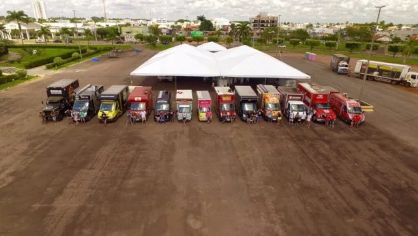 Lei que regulamenta venda de comidas em food trucks é novamente sancionada na Capital