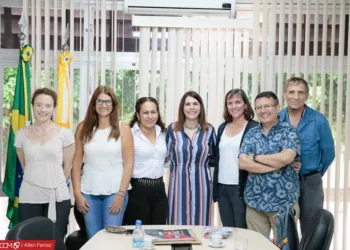 Ufac recebe visita de professores de Stanford