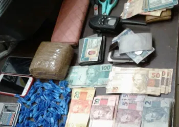Polícia Militar fecha distribuidora utilizada para o comércio de drogas na Baixada da Sobral
