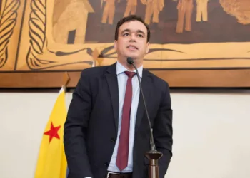 Daniel Zen apresenta anteprojeto para facilitar trabalho de advogados junto a repartições públicas