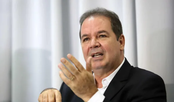 MPF pede arquivamento de inquérito contra Tião Viana e João Vaccari Neto