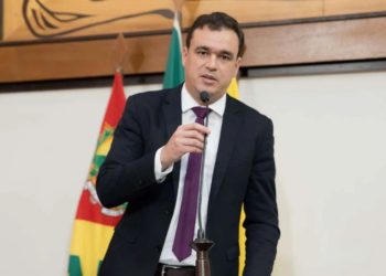 Daniel Zen destaca projeto do Executivo que regulamenta edital de terceirização do Huerb e das Upas