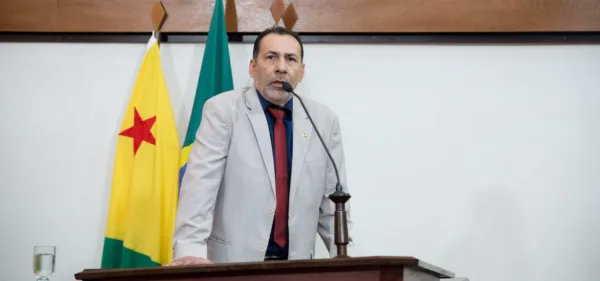Deputado Heitor Júnior se filia ao Podemos