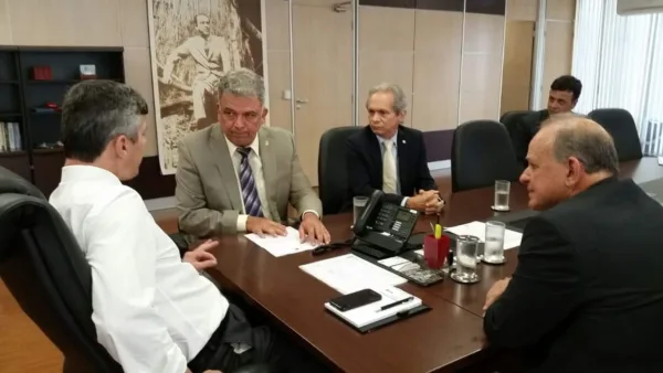 Bancada do Acre pede urgência no empenho de R$ 99,7 milhões para BR-364