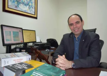 Juiz acreano tem sentença registrada em livro dos pais do Marco Civil da Internet
