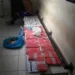 Polícia apreende mais de 20 quilos de drogas com foragido da Justiça; parte da droga estava em uma mala