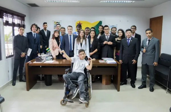 Para Ney Amorim, posse de jovens parlamentares é momento histórico na Aleac