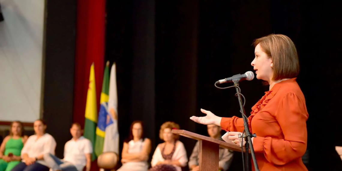 Prefeita Socorro Neri abre curso de formação e consolidação do programa Liga Pela Paz em Rio Branco
