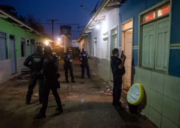 Operação prende quatro pessoas e apreende quatro quilos de entorpecente