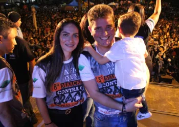 Gladson participa da 18º Marcha Contra o Crack e aniversários de municípios acreanos