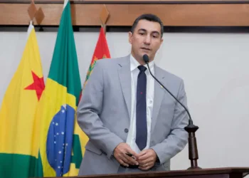 Deputado Jesus Sérgio pede ao DNIT que intensifique os serviços de recuperação da BR-364
