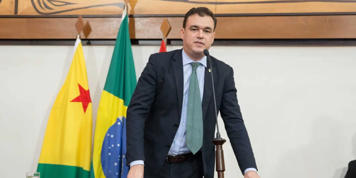 “O CEL e o FEC fazem parte de uma série de programas que procuram complementar a educação básica, diz Zen