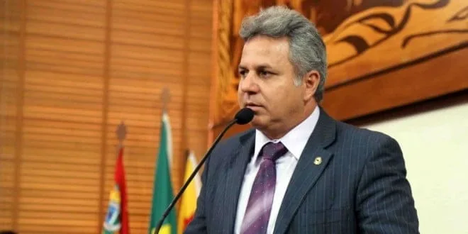 Lourival Marques apresenta proposta para melhorar condições de trabalho de produtores rurais