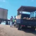 Madeira estava sendo transportada em caminhão da prefeitura de Rodrigues Alves (Foto Arquivo pessoal)