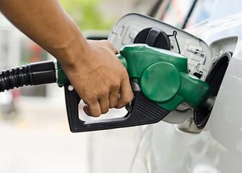 Petrobras aumenta preço da gasolina em 0,74% nas refinarias 12 Refueling Car