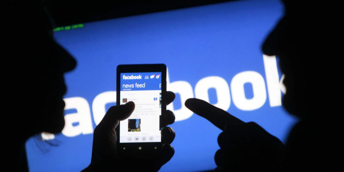 Homem é condenado por ofender ex-mulher em publicações no Facebook