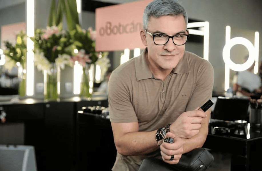 WORKSHOP DE MAQUIAGEM COM SADI CONSATI