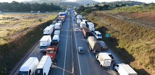 BR-364 tem bloqueios parciais nesta sexta-feira, segundo a PRF