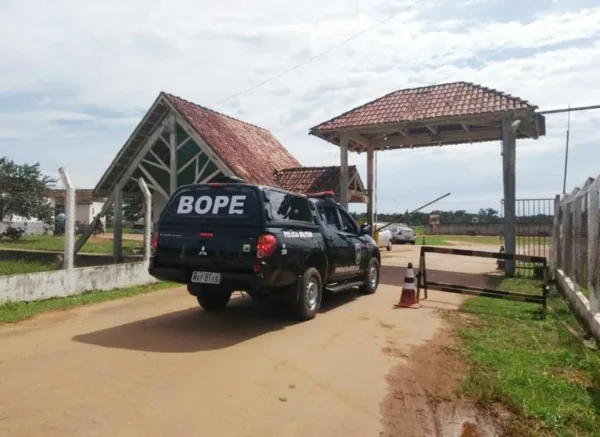 Um mês após fuga em massa, mais quatro detentos escapam de presídio