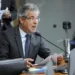 Jorge Viana consegue aprovação de requerimento para que uma comissão visite Lula na Polícia Federal