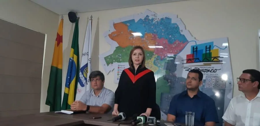 Prefeita de Rio Branco segue recomendação do MP-AC em relação ao reajuste da tarifa de ônibus