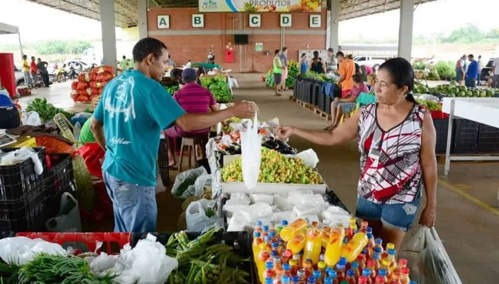 Produtos que ficaram escassos por conta da greve dos caminhoneiros começam a chegar a Rio Branco
