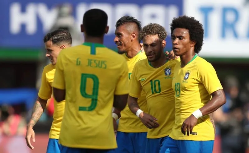 Comércio funcionará em horário especial durante o jogo do Brasil contra a Sérvia