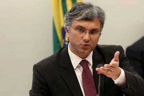 O ministro do Planejamento, Esteves Colnago participa de audiência pública na Comissão Mista de Orçamento para falar sobre a Lei de Diretrizes Orçamentárias (LDO) de 2019.