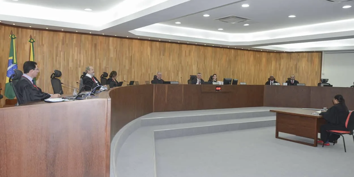 Justiça suspende lei que estabelece Estatuto da Família em Rio Branco